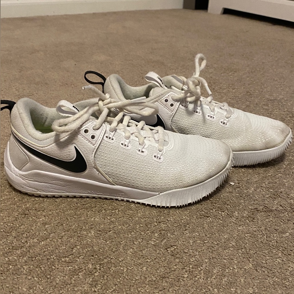 volleyball shoes nike white